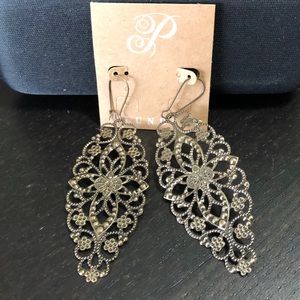 $6 - Great Statement Earrings